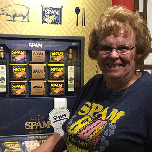SPAMbassador Nancy in SPAM museum.