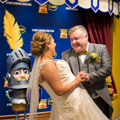 Wedding couple celebrates their wedding at the SPAM Museum.